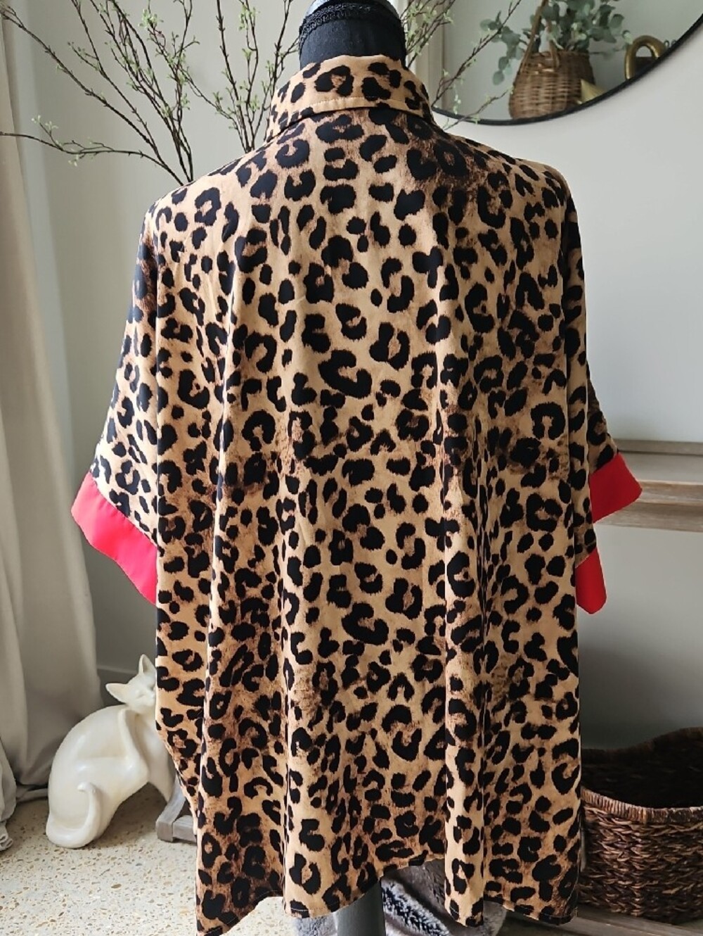 ODDI Leopard Print Button-Up Blouse with Red Cuff Detail. Size S - Picture 2 of 6